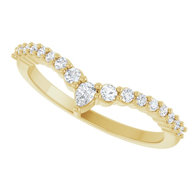 Diamond V Ring in Yellow Gold